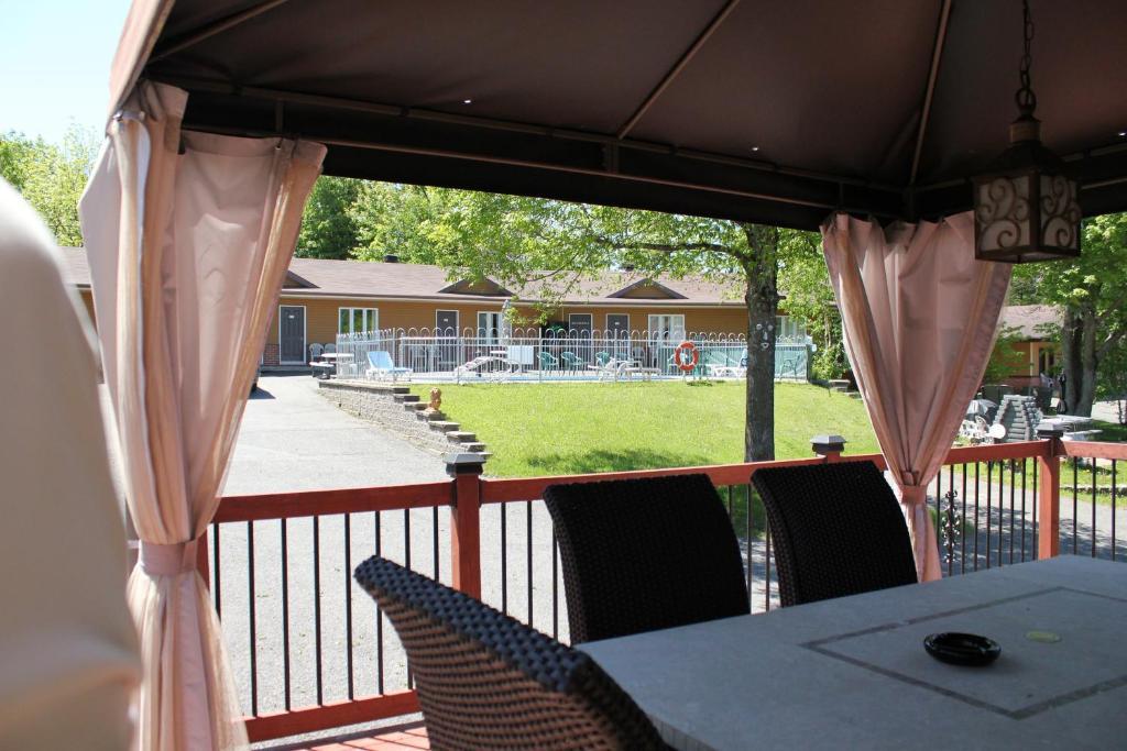 Motel Et Camping Etchemin Levis Exterior photo